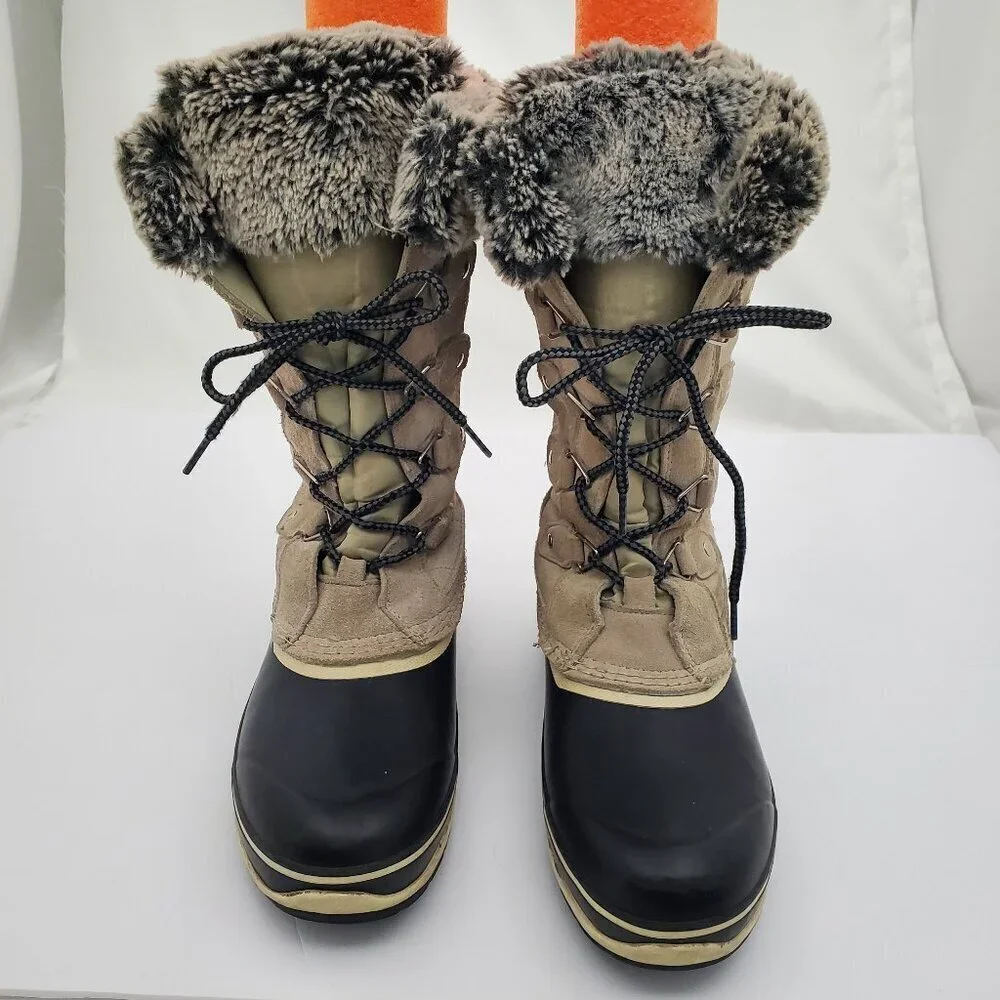Khombu Winter Snow Boots with Faux fur - Size 8